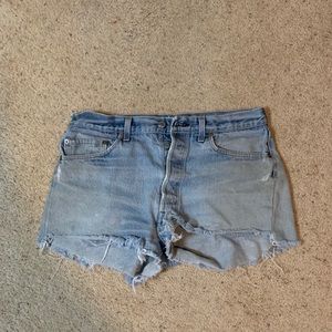 Vintage Levi’s jean shorts